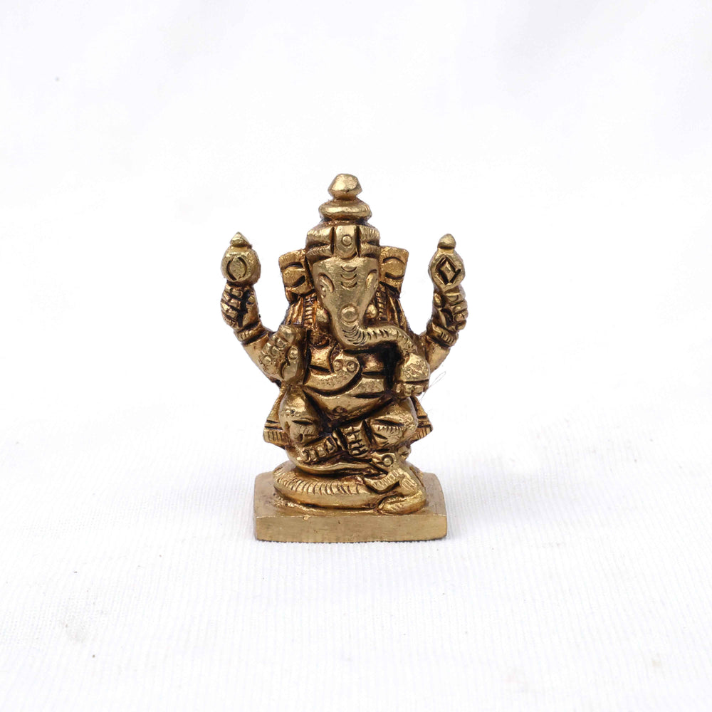 Brass Small Vinayagar 1.5"