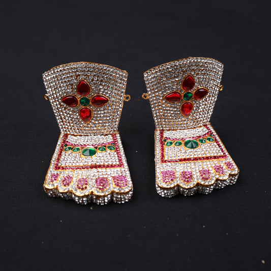 ದೈವಿಕ ವಿಗ್ರಹದ ಅಲಂಕಾರಕ್ಕಾಗಿ ಅಷ್ಟಪಥಂ ಕಲ್ಲು