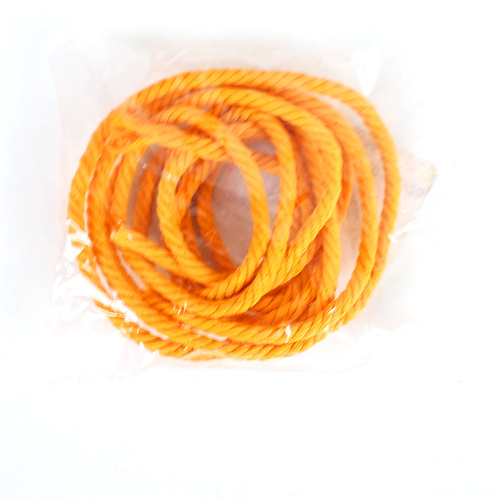 Thali saradu orange twisted rope loosely coiled in a clear pack shown in a direct top-down view revealing inner loops against a white background