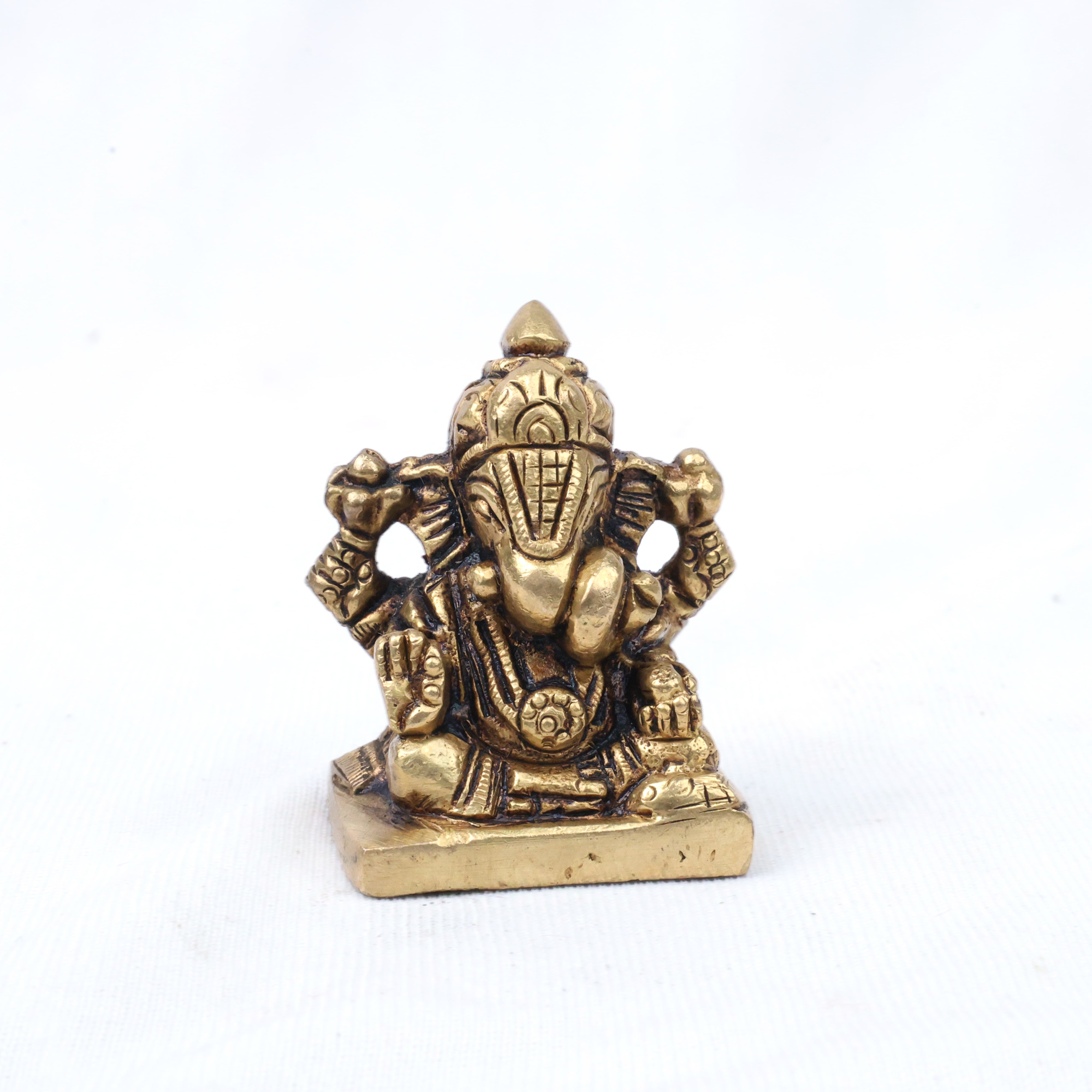 Brass Small Dagroo Vinayagar 1.5 inch