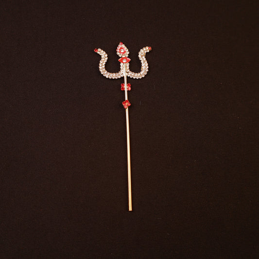 ದೇವಾಲಯದ ಗರ್ಭಗುಡಿಗೆ ಕಲ್ಲಿನ ಶೂಲ