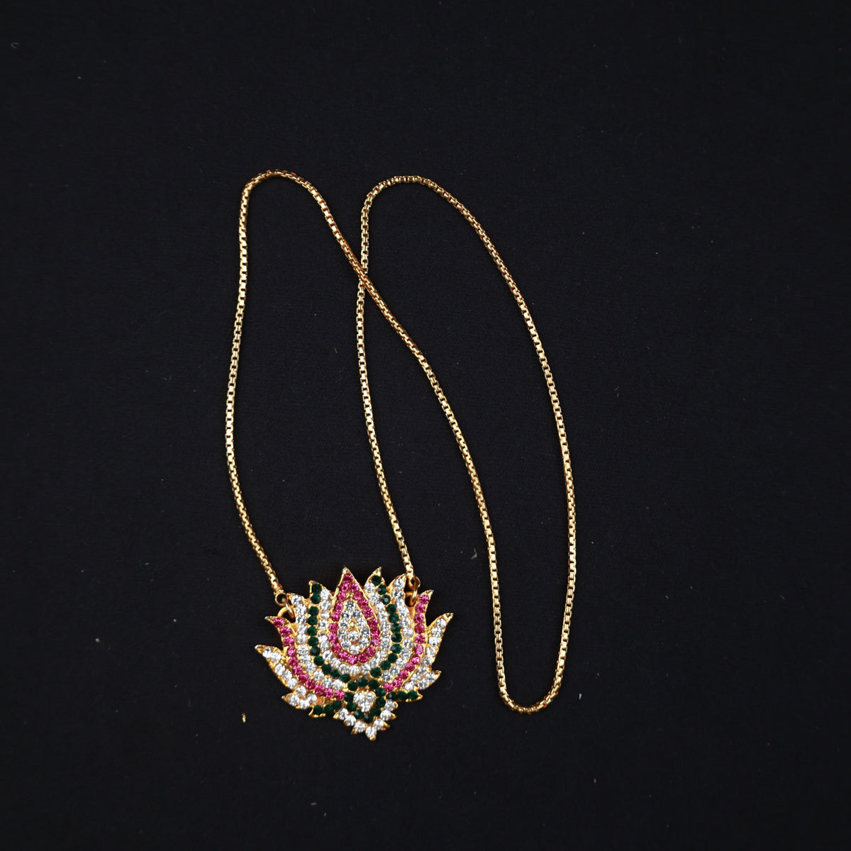 Saradu Chain with Lotus Dollar