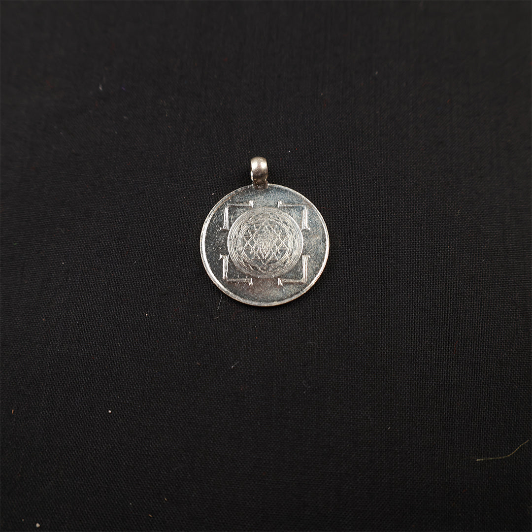 Amman Prithyankara Dollar