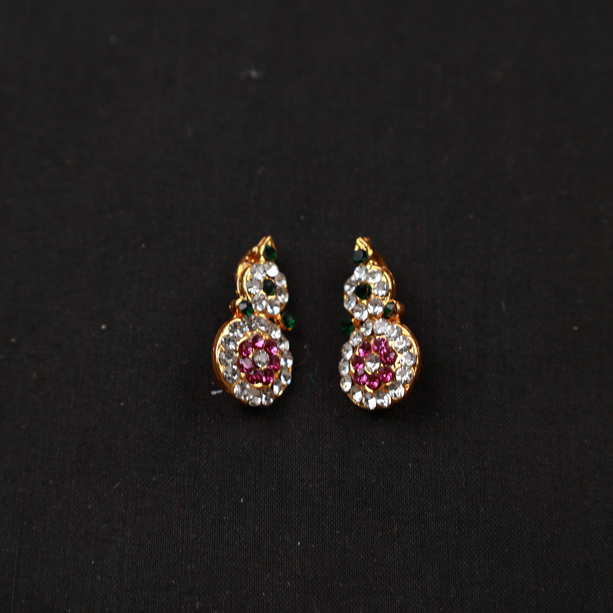 Karnapathakam Perumal for Divine Ear Ornament
