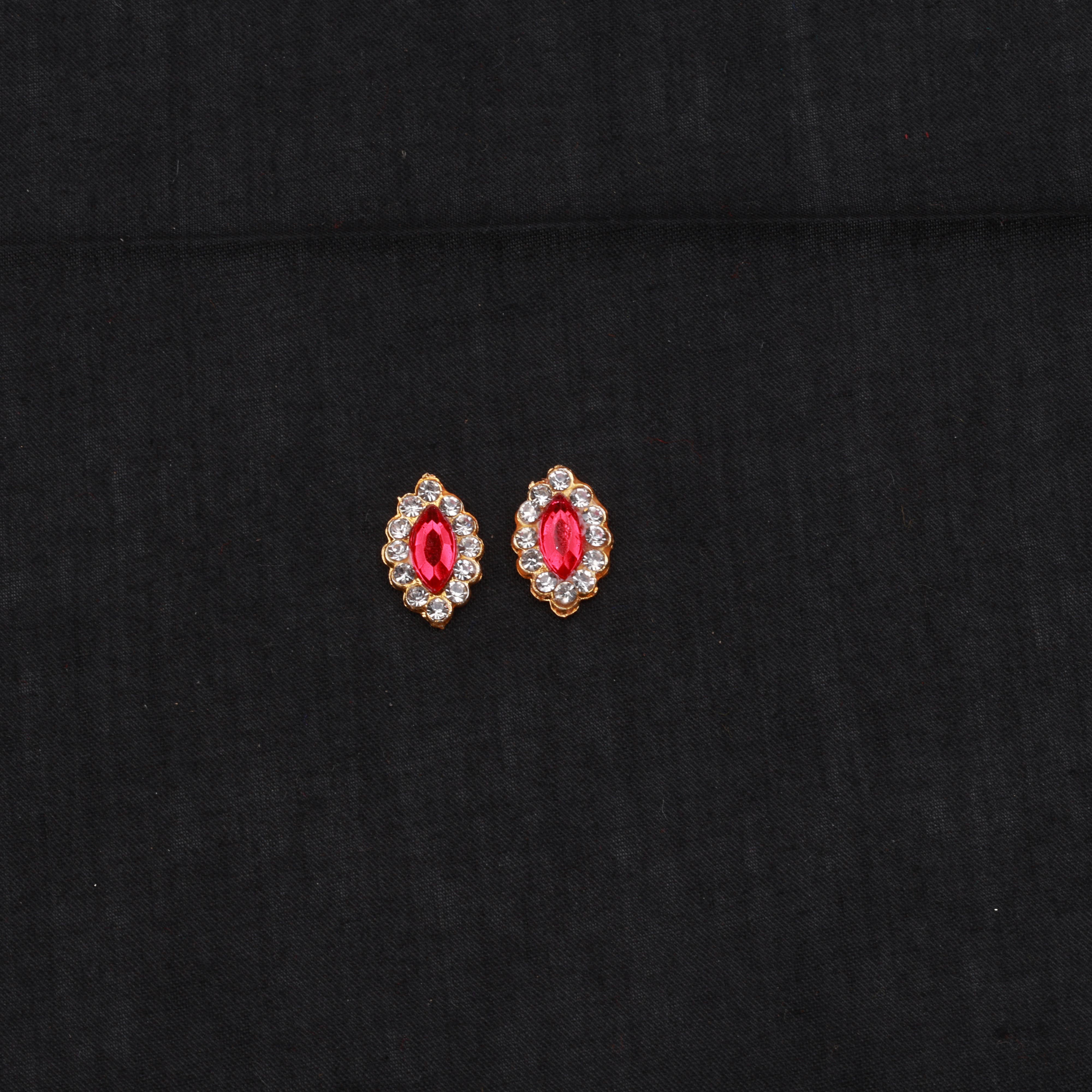 Round Pottu Setof2 Oval for Deity Alankaram