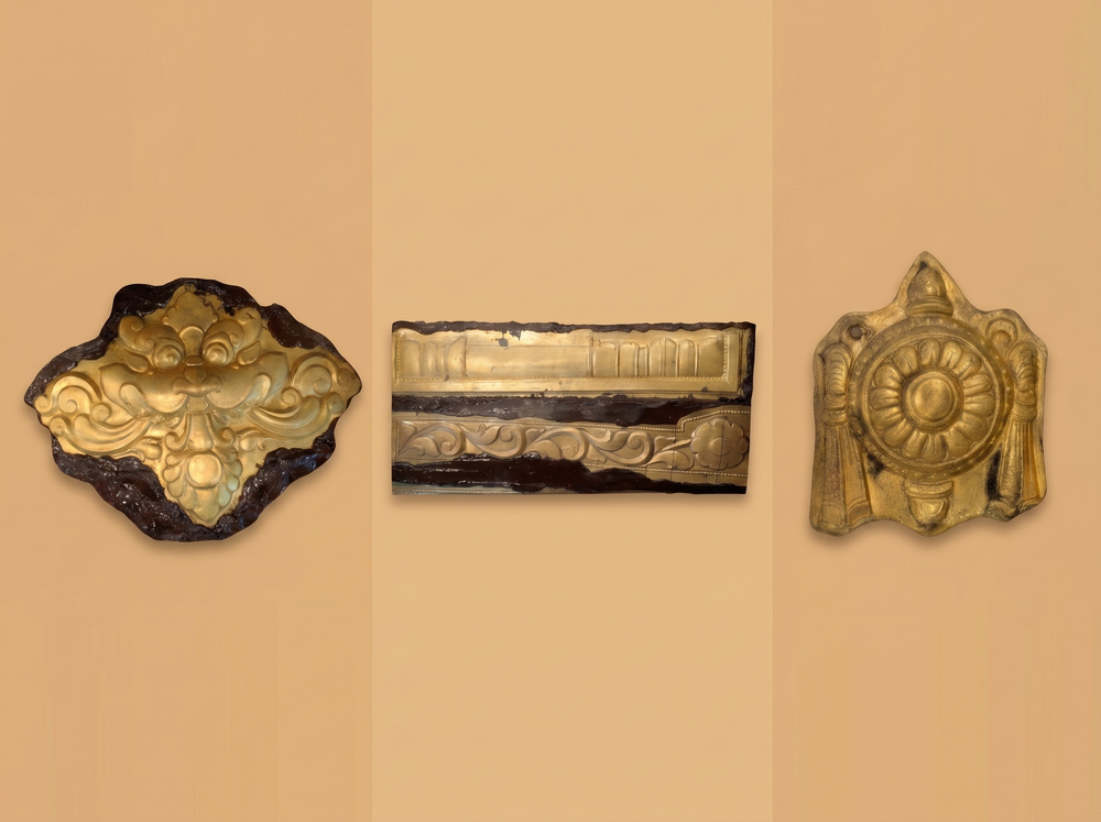 Hand-embossing shaft with Tirupati iconographic symbols and sacred detailing