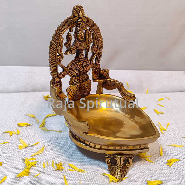 Fancy Kamatchi Amman Vilaku