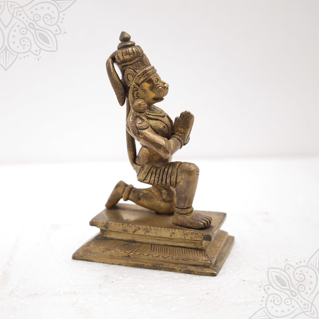 Hanuman Sitting