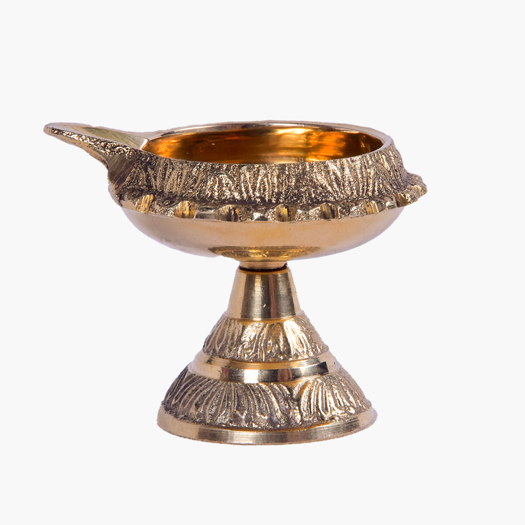 Kuberan Vilaku with Stand