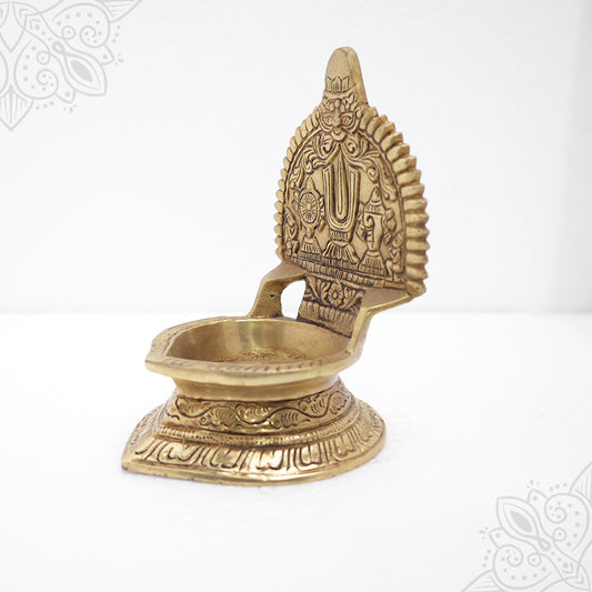 Namam Sangu Chakram Vilaku