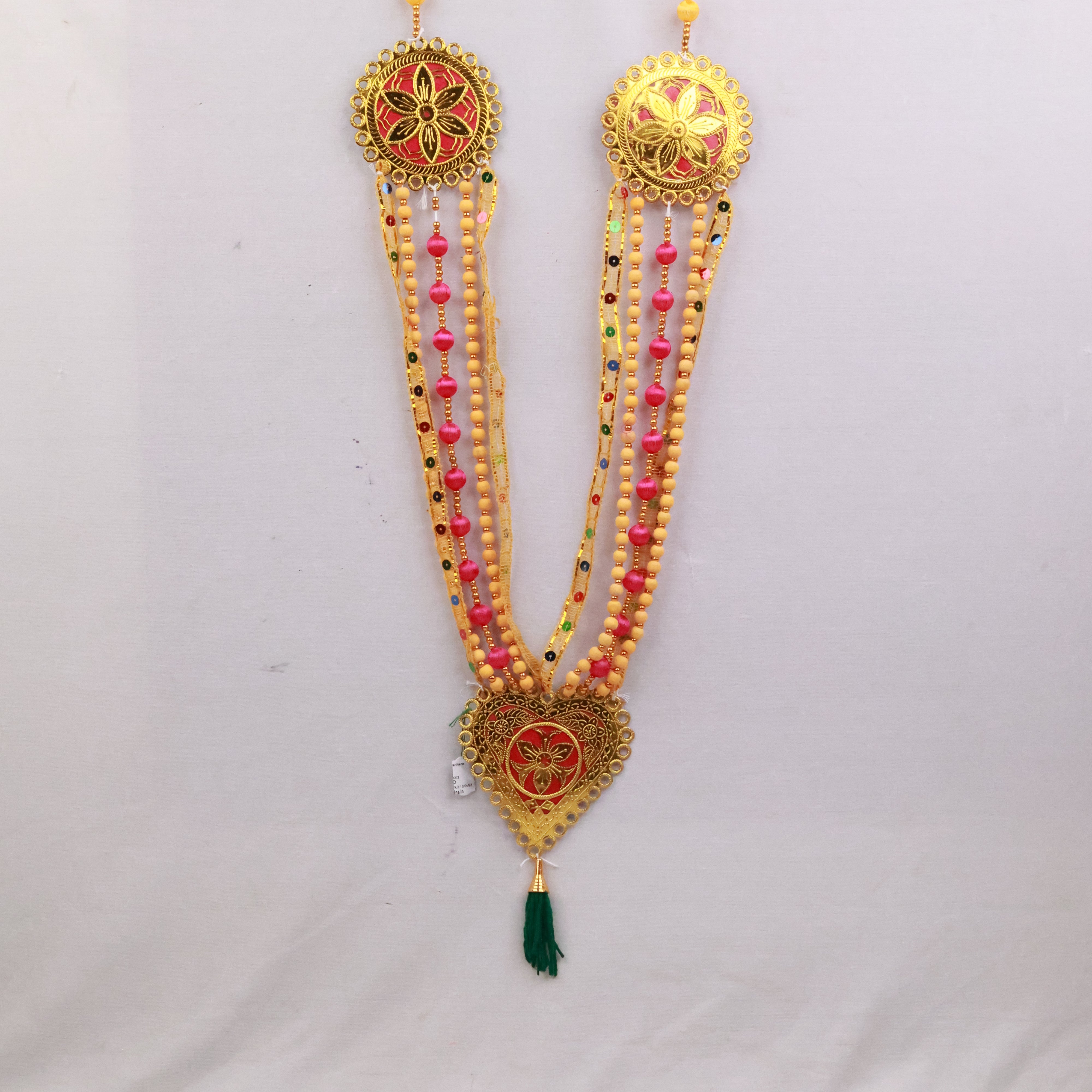Santhana Malai Saram for Deity Alankaram and Puja