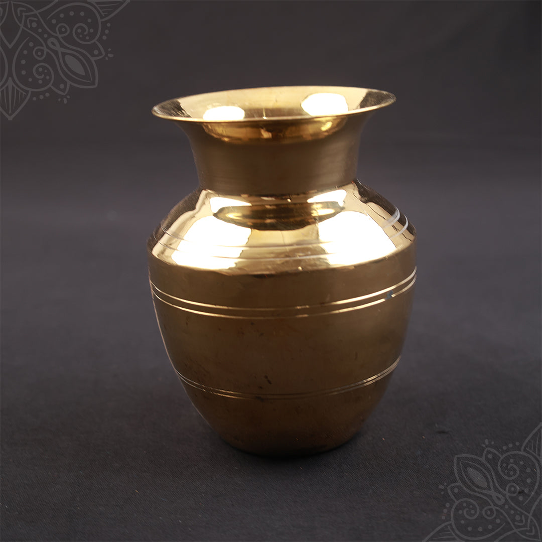 Sombu Brass Dwarka for Puja and Ritual Use