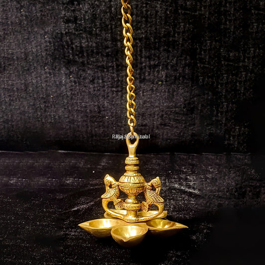 Thongu Vilaku - Parrot Fancy Design